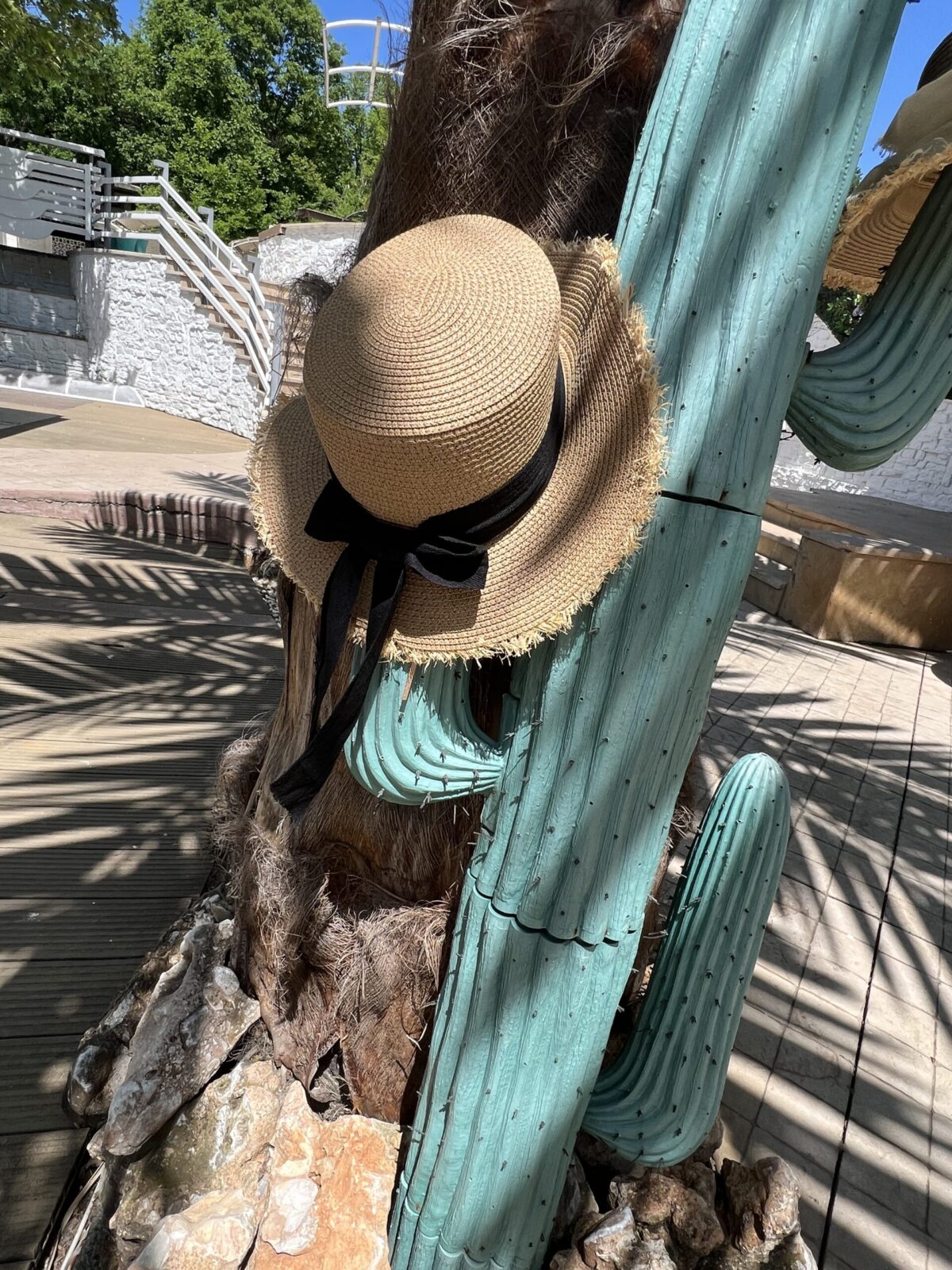 Лятна сламена капела “Verano negro”