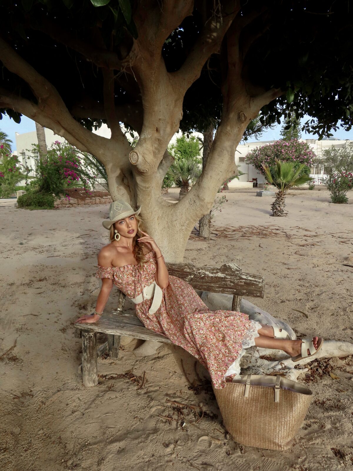 B0ADF3D6-5D6E-4BC4-B780-7BBABD6EDED8