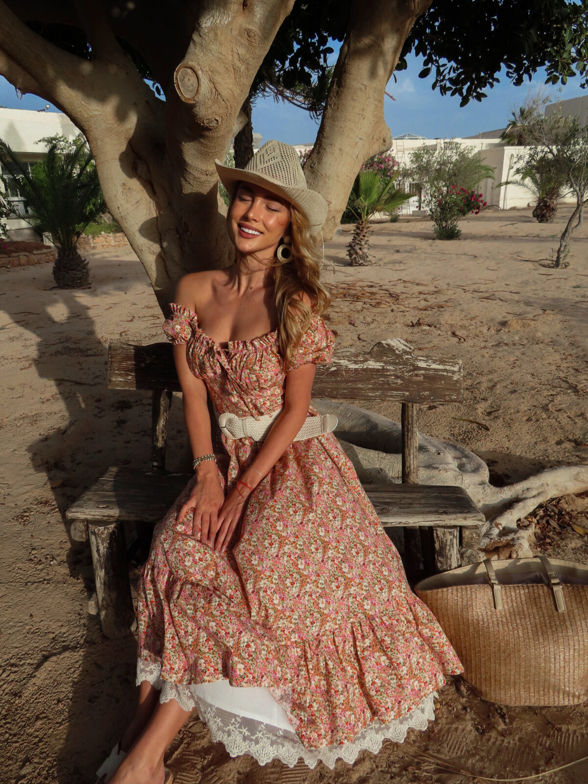 C4BC4FF7-8A15-4F81-B6CF-C105339D2417