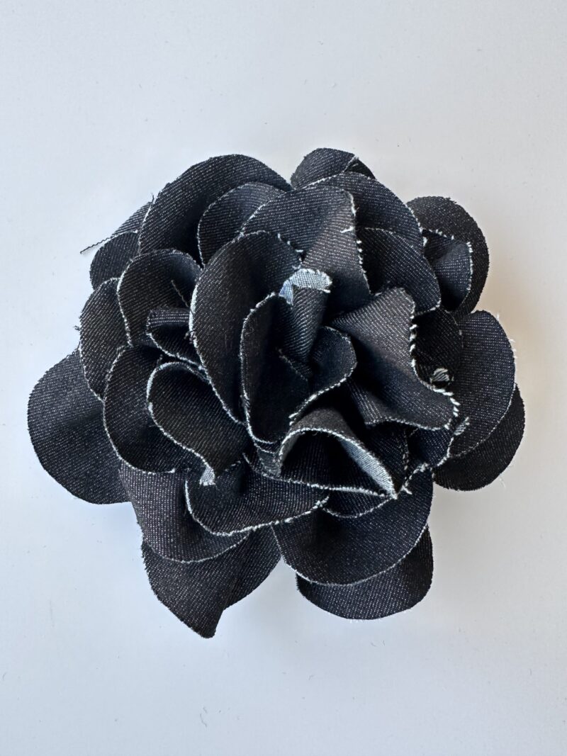 Брошка “Graphite Denim flower”